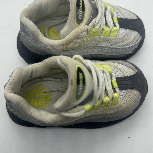 Nike infant AirMax sneakers from 2009 - Picture 2 of 10